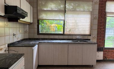 CASA EN VENTA + DEPARTAMENTO EN PEREZ