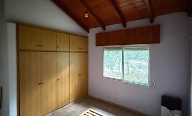 CASA EN VENTA + DEPARTAMENTO EN PEREZ