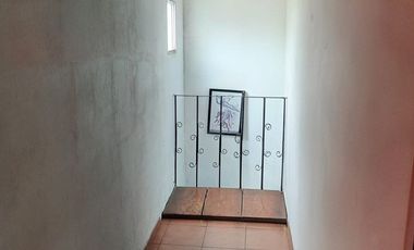 Venta Casa 4 Amb en Esquina con Quincho y Jardín