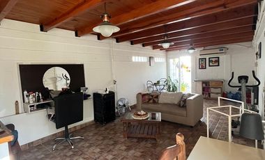 VENTA CASA 3 DORMITORIOS CON QUINCHO Y PILETA