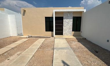 CASA EN RENTA DE UN PISO PARA ESTRENAR.