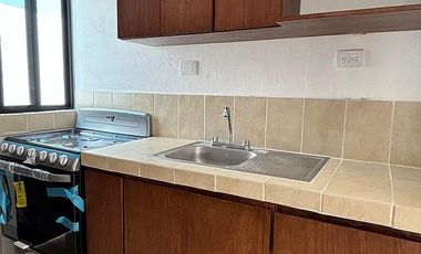 CASA EN RENTA DE UN PISO PARA ESTRENAR.