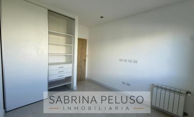 ALQUILER CASA 4 AMBIENTES- BARRIO CERRADO PRADOS DEL OESTE- LA REJA/ MORENO