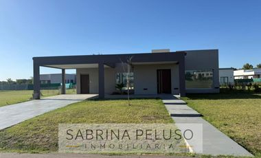 ALQUILER CASA 4 AMBIENTES- BARRIO CERRADO PRADOS DEL OESTE- LA REJA/ MORENO