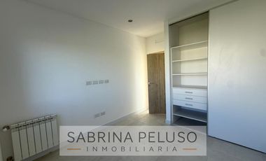 ALQUILER CASA 4 AMBIENTES- BARRIO CERRADO PRADOS DEL OESTE- LA REJA/ MORENO