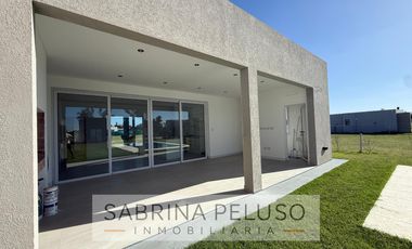 ALQUILER CASA 4 AMBIENTES- BARRIO CERRADO PRADOS DEL OESTE- LA REJA/ MORENO
