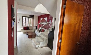🏡 CASA | RENTA | EL REFUGIO | Gardeno: Moderna con Estudio en PB