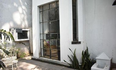 Casa en renta en la condesa enfrente del parque España con uso mixto