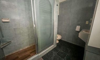 Casa en renta en la condesa enfrente del parque España con uso mixto