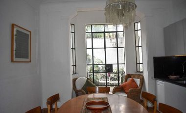 Casa en renta en la condesa enfrente del parque España con uso mixto