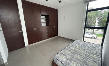 CASA EN RENTA SEMI AMUEBLADA CON PISCINA CERCA DE GRAN SANTA FE NORTE