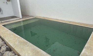 CASA EN RENTA SEMI AMUEBLADA CON PISCINA CERCA DE GRAN SANTA FE NORTE