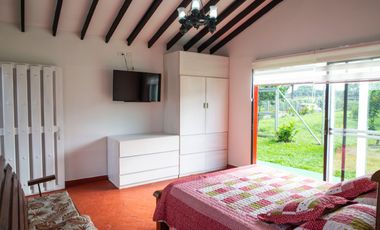 ALQUILER AMOBLADO - CASA CAMPESTRE   LA TEBAIDA