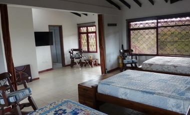 ALQUILER AMOBLADO - CASA CAMPESTRE   LA TEBAIDA