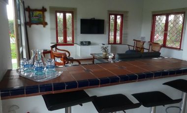 ALQUILER AMOBLADO - CASA CAMPESTRE   LA TEBAIDA