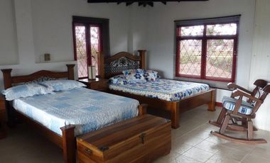 ALQUILER AMOBLADO - CASA CAMPESTRE   LA TEBAIDA
