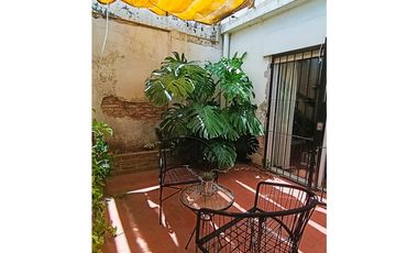 VENTA EN LA PLATA - DEPARTAMENTO DE DOS DORMITORIOS