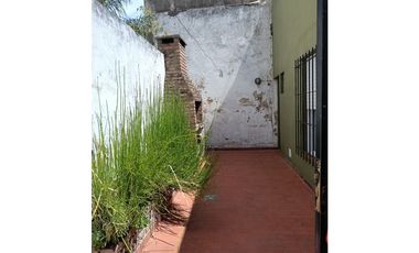 VENTA EN LA PLATA - DEPARTAMENTO DE DOS DORMITORIOS
