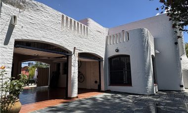 Casa en venta Barrio CUBE Escobar. 4 dormitorios. Gran Parque