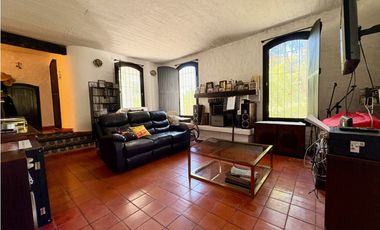 Casa en venta Barrio CUBE Escobar. 4 dormitorios. Gran Parque