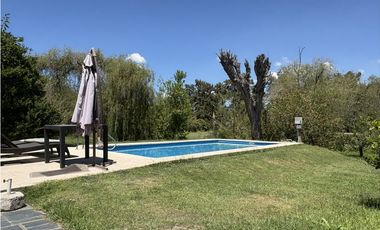 Casa en venta Barrio CUBE Escobar. 4 dormitorios. Gran Parque