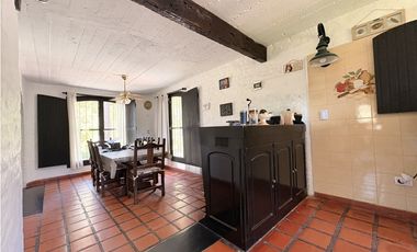 Casa en venta Barrio CUBE Escobar. 4 dormitorios. Gran Parque