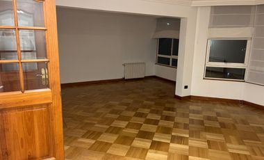 VENDE AMPLIO DEPARTAMENTO EN TOWNHOUSE EN TEMUCO