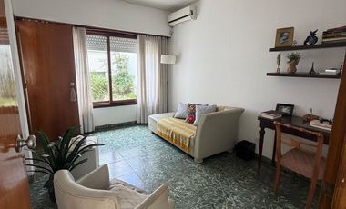 CASA EN VENTA EN PEHUAJO CON PILETA