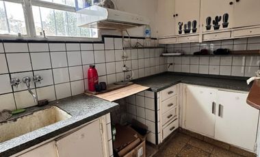 CASA EN VENTA EN PEHUAJÓ CON GARAGE