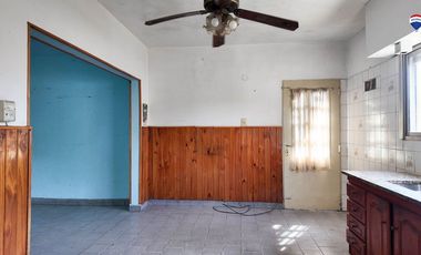 VENTA CASA 3 AMB CON COCHERAS EN QUILMES