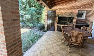 ALQUILER CASA AMOBLADA  (PREMIUM)  4 AMB C/PILETA