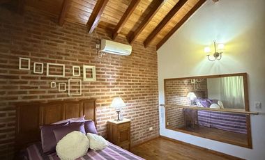 ALQUILER CASA AMOBLADA  (PREMIUM)  4 AMB C/PILETA