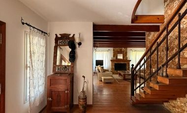 ALQUILER CASA AMOBLADA  (PREMIUM)  4 AMB C/PILETA