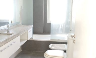 Casa en alquiler en Los Sauces Nordelta