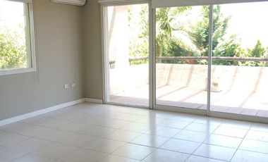 Casa en alquiler en Los Sauces Nordelta