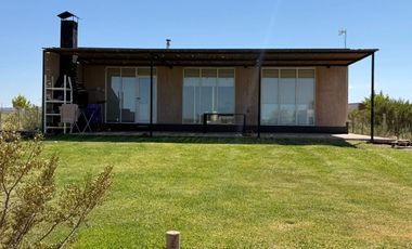 VENTA DE CASA AMOBLADA, CHOCON MEDIO