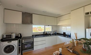 VENTA DE CASA AMOBLADA, CHOCON MEDIO
