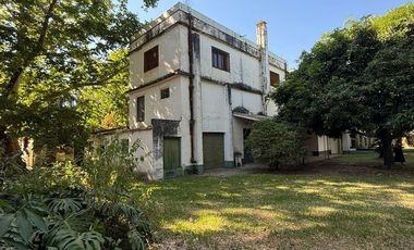 SE ALQUILA CASONA  CON  VISTA AL  RIO, ZONA NORTE