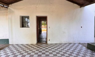 SE ALQUILA CASONA  CON  VISTA AL  RIO, ZONA NORTE