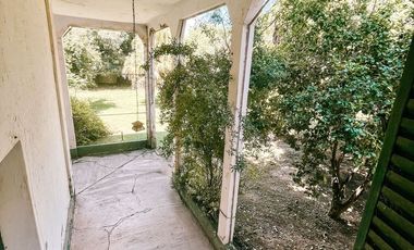 SE ALQUILA CASONA  CON  VISTA AL  RIO, ZONA NORTE