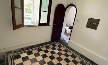 SE ALQUILA CASONA  CON  VISTA AL  RIO, ZONA NORTE