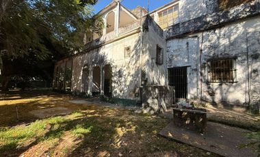 SE ALQUILA CASONA  CON  VISTA AL  RIO, ZONA NORTE