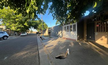 ALQUILER CASA 3 DORM. DOBLE PATIO, GODOY CRUZ.