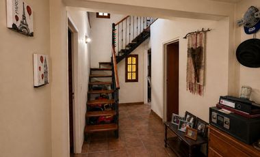 CASA 4 AMBIENTES VENTA VILLA DE MAYO PILETA 2000m2