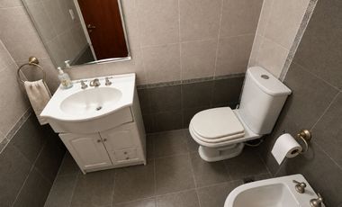 CASA 4 AMBIENTES VENTA VILLA DE MAYO PILETA 2000m2