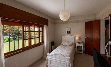 CASA 4 AMBIENTES VENTA VILLA DE MAYO PILETA 2000m2