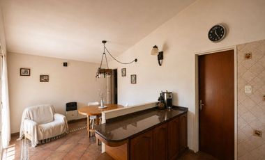 CASA 4 AMBIENTES VENTA VILLA DE MAYO PILETA 2000m2