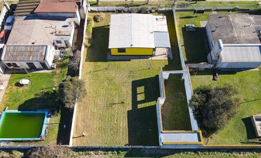 VENTA CASA 2 DORM. EN VILLA CACIQUE
