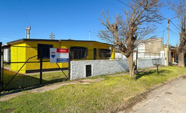VENTA CASA 2 DORM. EN VILLA CACIQUE