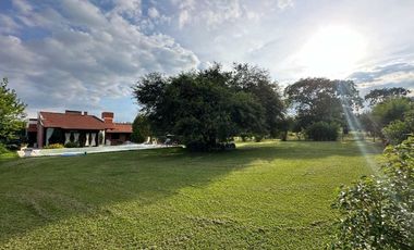 VENTA CASA  COUNTRY LAS DELICIAS 4 DORM